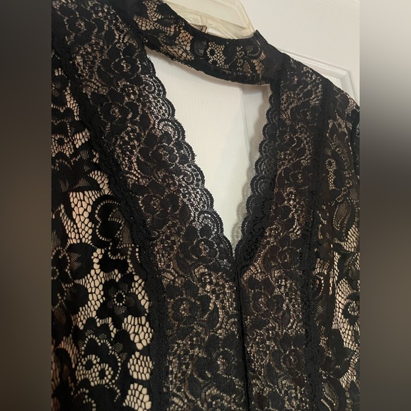 bebe Black Lace Nude Lined Choker Plunge V Long Sleeve Mini Dress Small - Picture 3 of 10